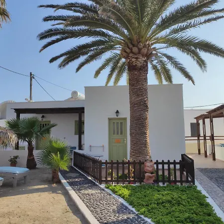 Palm Apartment Perissa (Santorini)