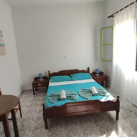 Palm Apartment Perissa (Santorini)